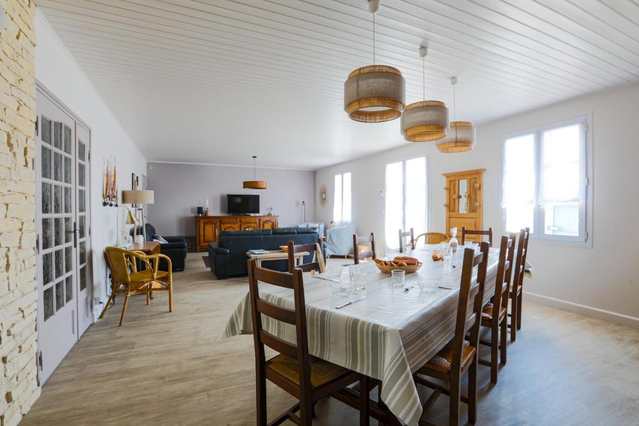 Charmante Maison Pour 10 Personnes Le Bois-Plage-en-Re Exterior photo